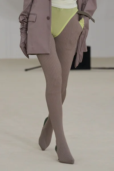 Look 70